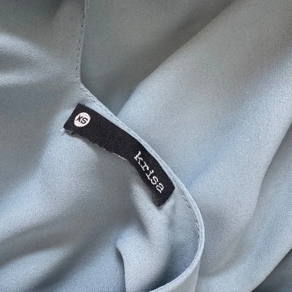 Dresses - Picture 5 of 10